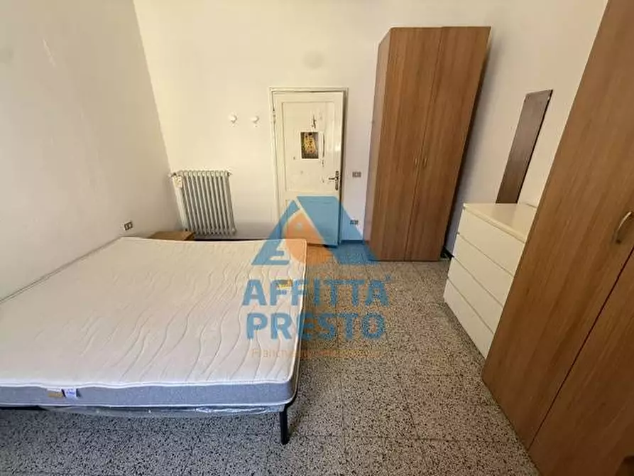 Immagine 7 di Camera in affitto  a Empoli