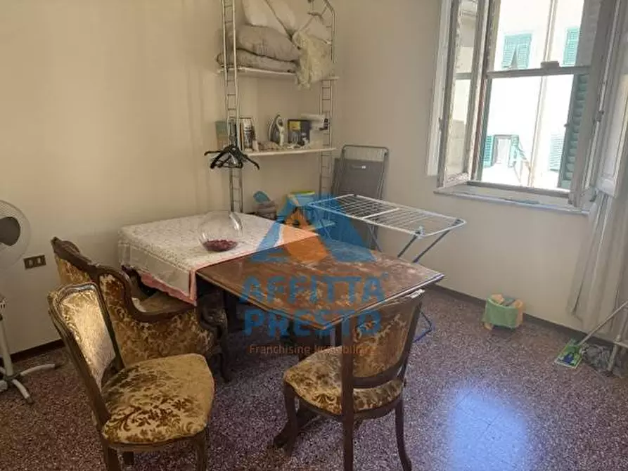 Immagine 8 di Camera in affitto  a Empoli