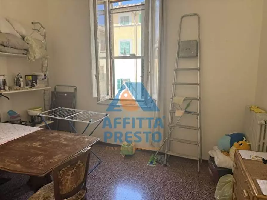 Immagine 9 di Camera in affitto  a Empoli