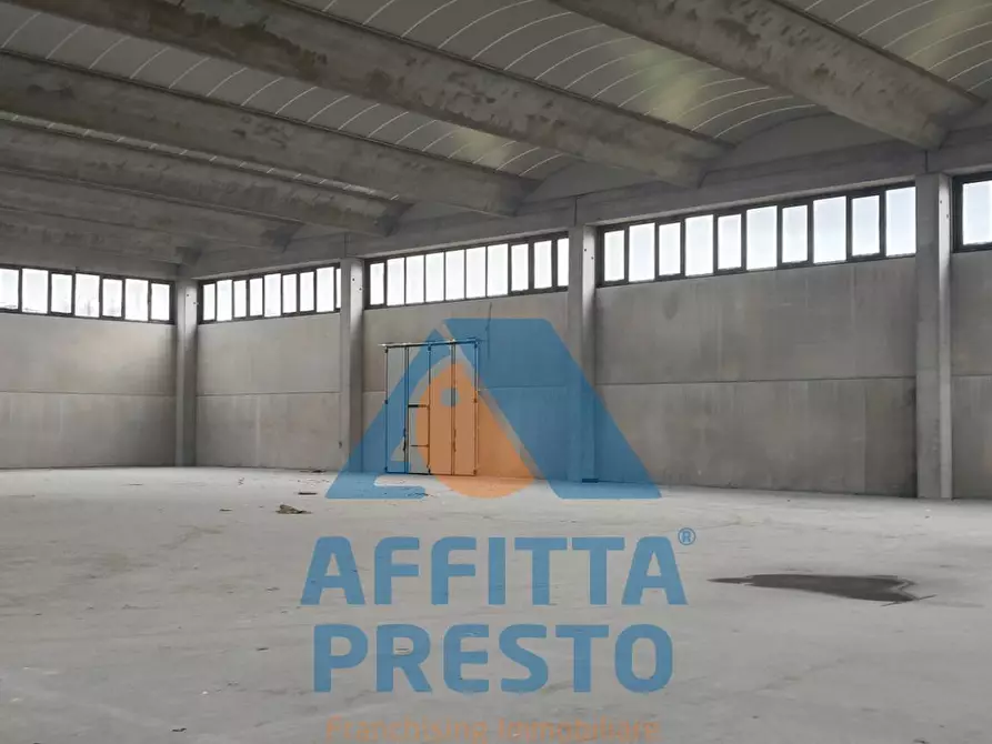 Immagine 5 di Capannone industriale in vendita  a Empoli