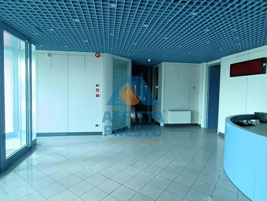 Immagine 7 di Capannone industriale in vendita  a Capraia E Limite