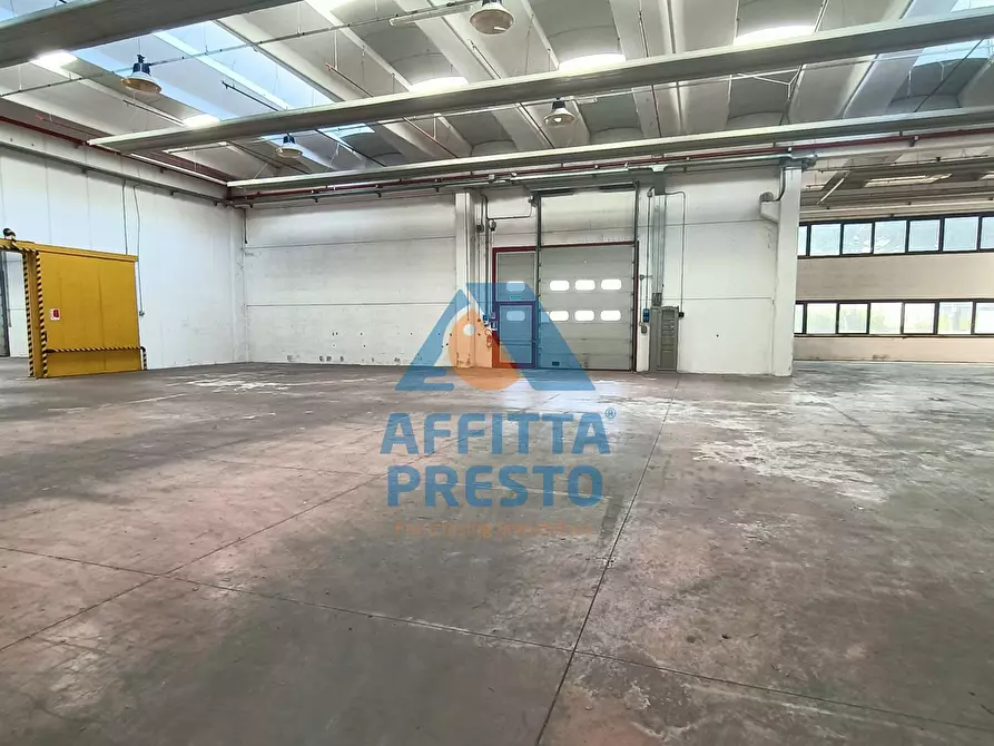 Immagine 5 di Capannone industriale in vendita  a Capraia E Limite