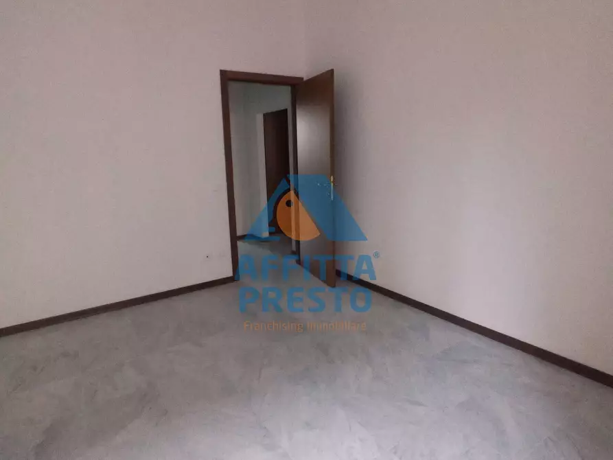 Immagine 13 di Casa semindipendente in affitto  a Empoli