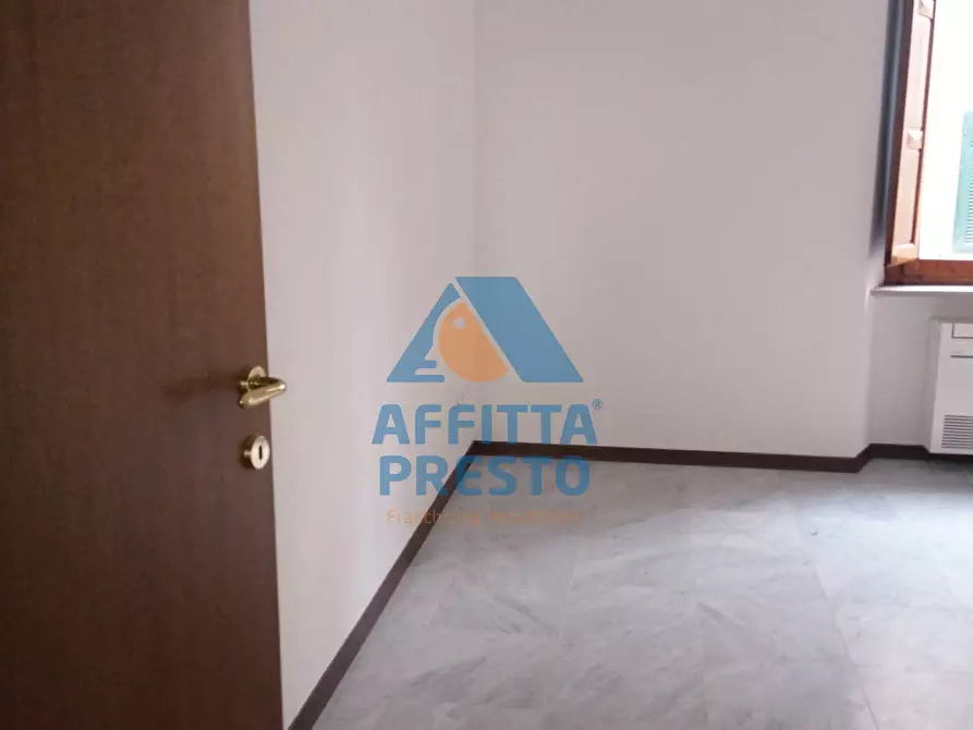 Immagine 10 di Casa semindipendente in affitto  a Empoli