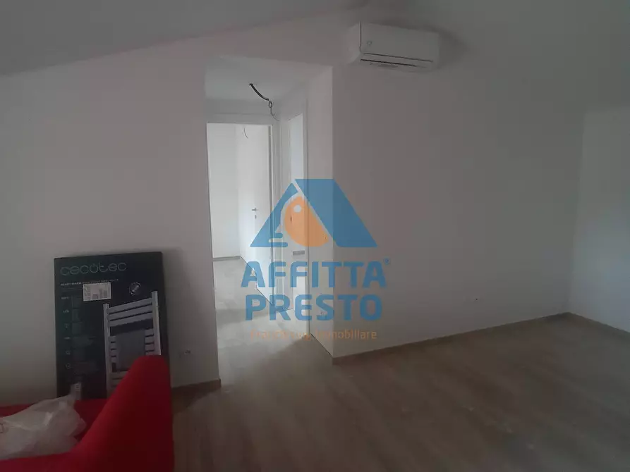 Immagine 3 di Attico in affitto  a Capraia E Limite