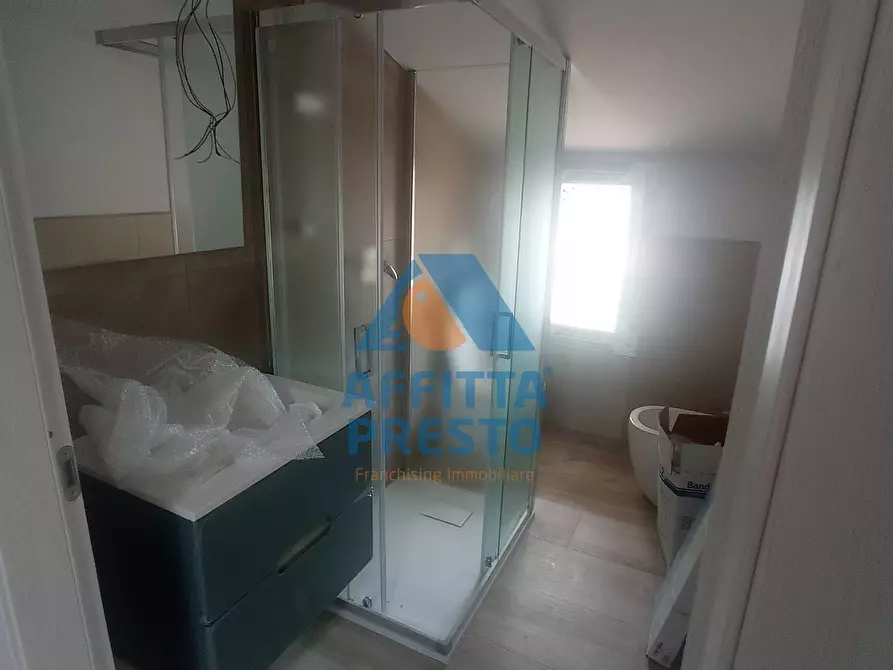 Immagine 4 di Attico in affitto  a Capraia E Limite