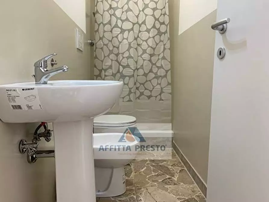 Immagine 13 di Appartamento in affitto  a Empoli