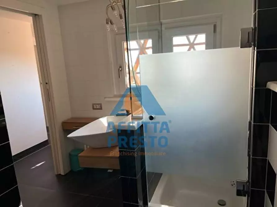 Immagine 21 di Appartamento in affitto  a Cerreto Guidi