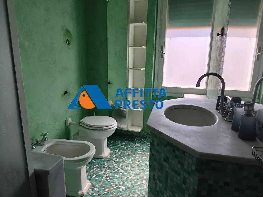 Immagine 15 di Camera in affitto  a Firenze
