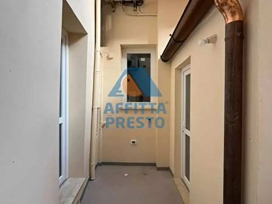 Immagine 19 di Appartamento in affitto  a Empoli