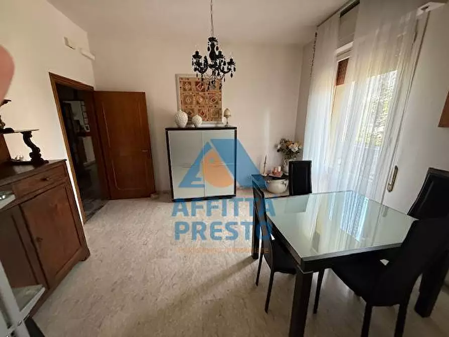Immagine 8 di Camera in affitto  a Empoli