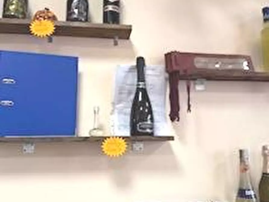 Immagine 17 di Attività commerciale in vendita  in Via Vincenzo Lancia 95 a Torino