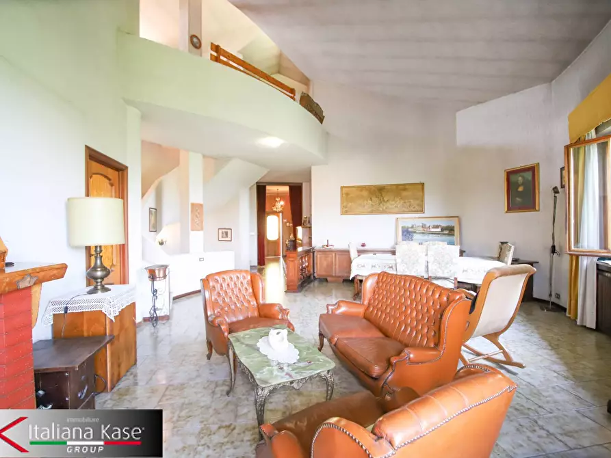 Immagine 5 di Villa in vendita  in via lunga a Bruino