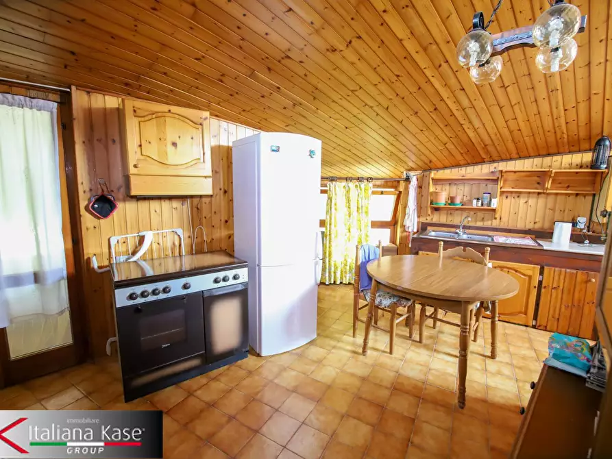 Immagine 27 di Villa in vendita  in via lunga a Bruino