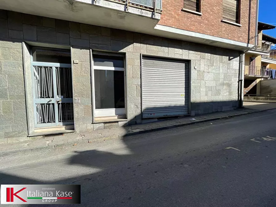 Immagine 16 di Negozio in affitto  in corso italia a Bruino