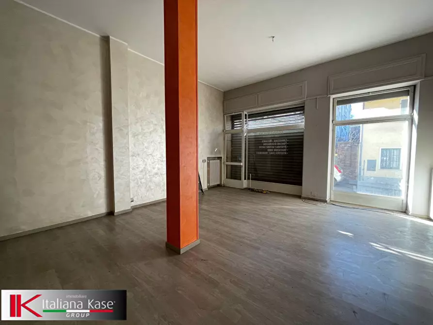 Immagine 6 di Negozio in affitto  in corso italia a Bruino