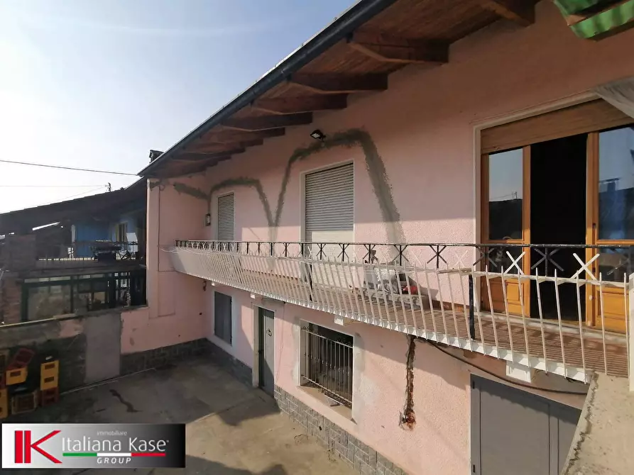 Immagine 1 di Casa semindipendente in vendita  in vicolo mattia 13 a San Giusto Canavese