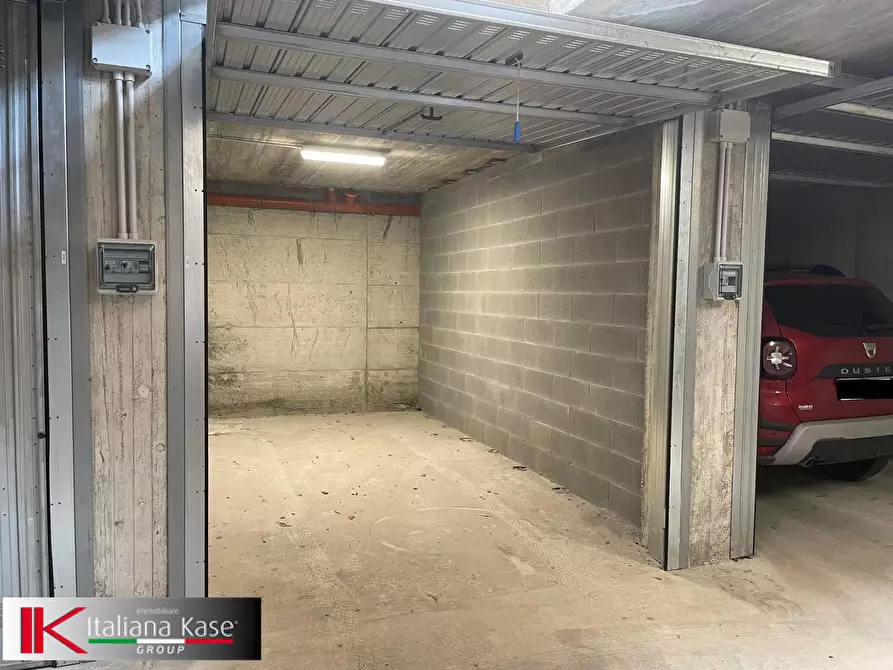 Immagine 3 di Box auto in vendita  in Via Diaz a Bruino