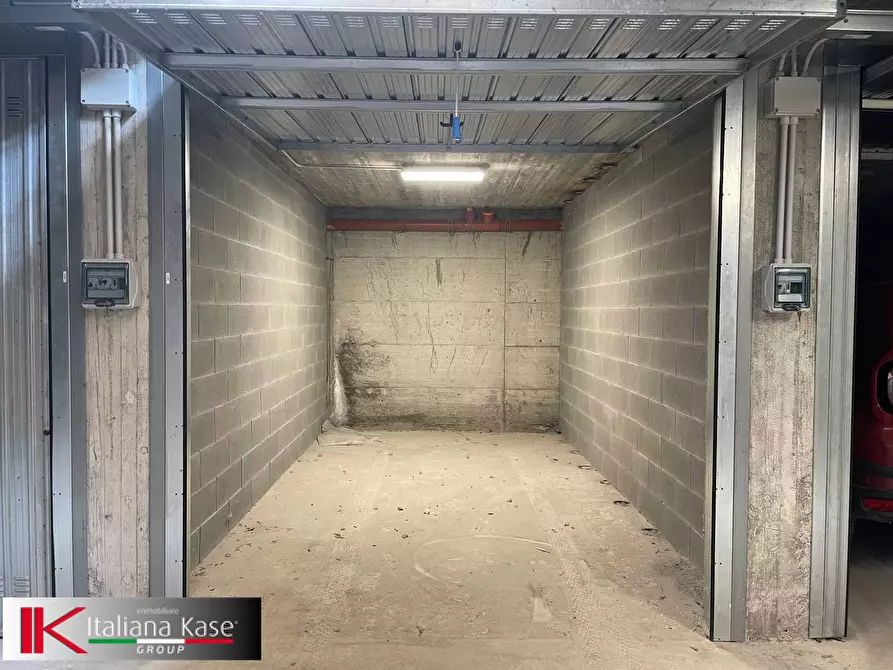 Immagine 4 di Box auto in vendita  in Via Diaz a Bruino