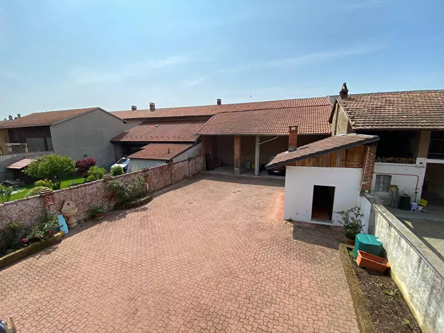 Immagine 3 di Casa semindipendente in vendita  in via isonzo 10 a Caluso