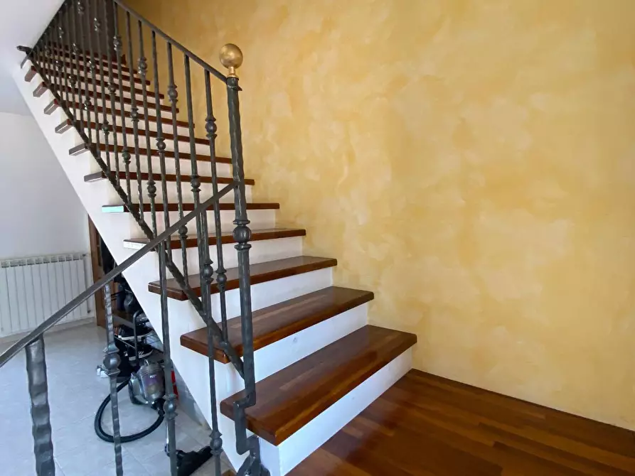 Immagine 6 di Casa semindipendente in vendita  in via isonzo 10 a Caluso