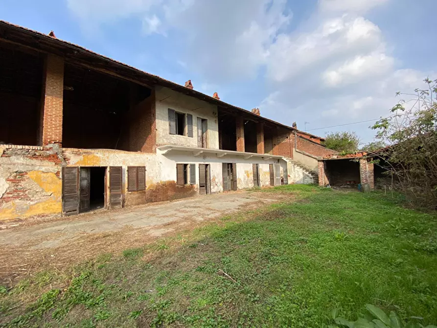 Immagine 1 di Rustico / casale in vendita  in vicolo di mezzo a Caluso