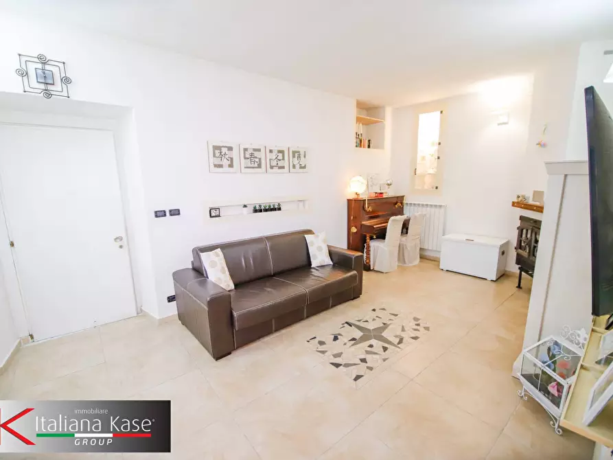 Immagine 2 di Casa semindipendente in vendita  in vicolo oddonino a San Giorgio Canavese