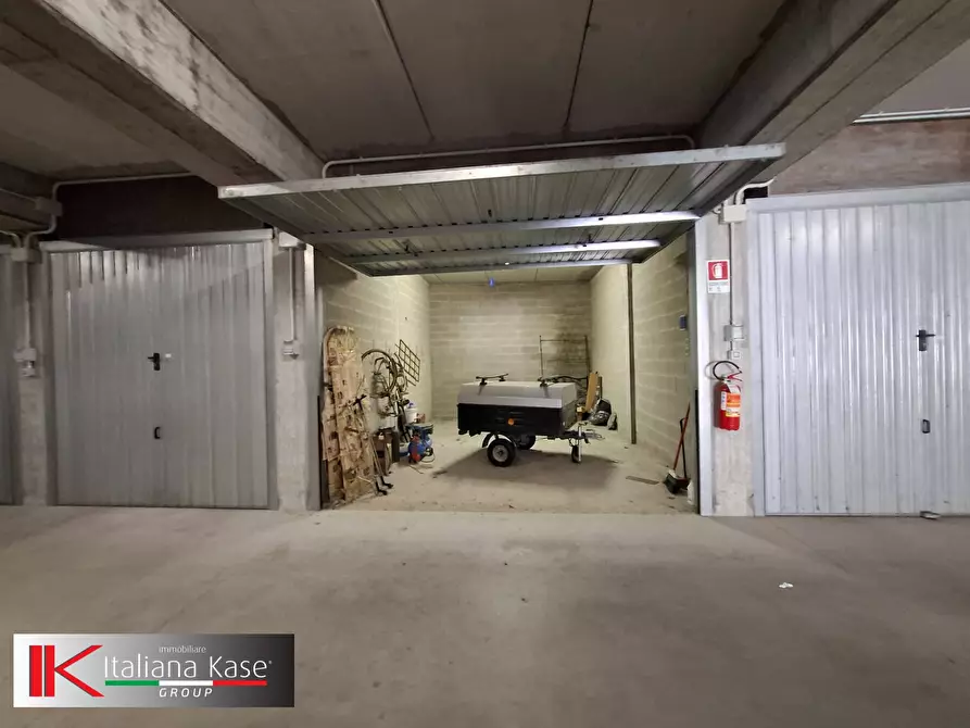 Immagine 3 di Box auto in vendita  in Santa Chiara a Bruino