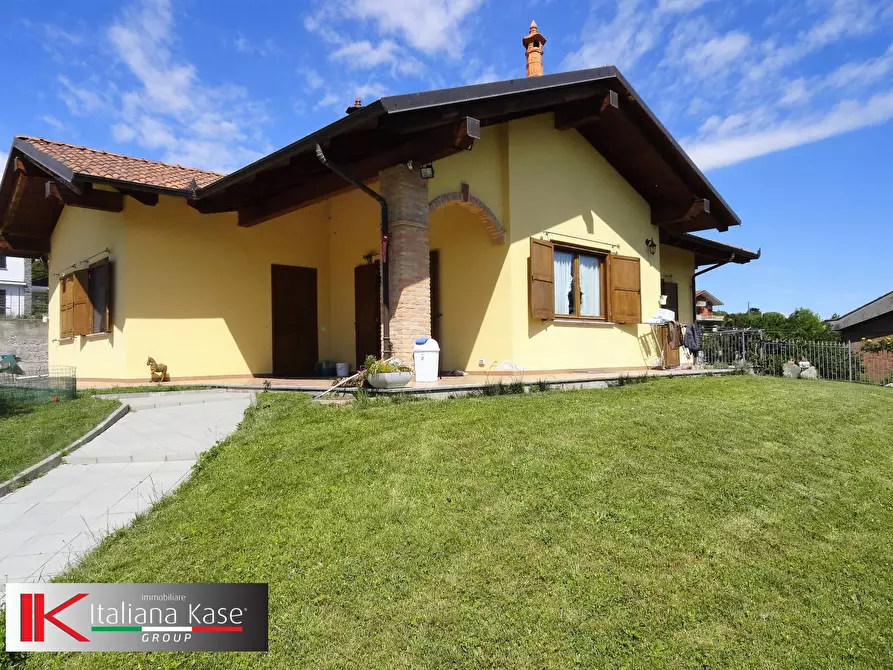 Immagine 4 di Villa in vendita  in via falcone 1 a Albiano D'ivrea