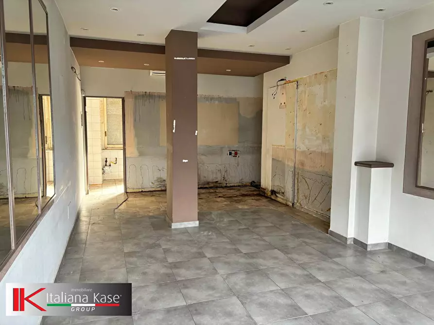 Immagine 4 di Locale commerciale in affitto  in Via XX settembre a Brandizzo