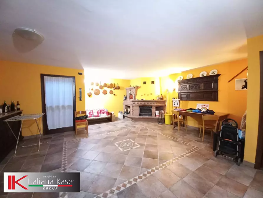 Immagine 33 di Villa in vendita  in VIA SANTA MARIA 58 a Caluso