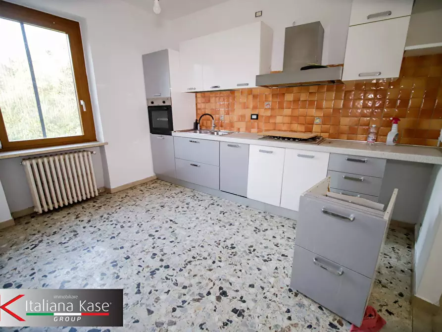 Immagine 9 di Casa semindipendente in vendita  in via barone a Albiano D'ivrea