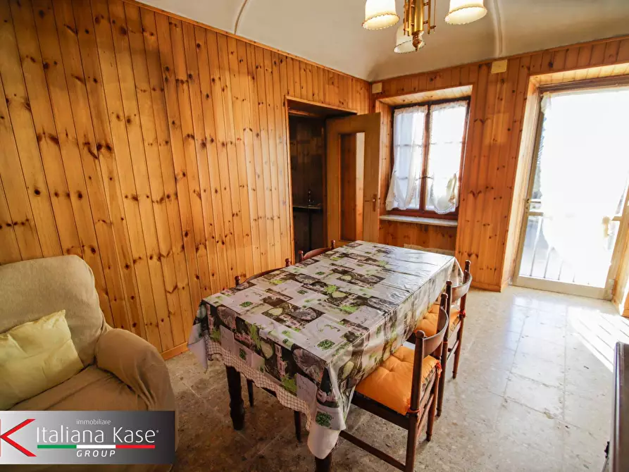 Immagine 14 di Casa semindipendente in vendita  in piazza caduti 6 a Maglione