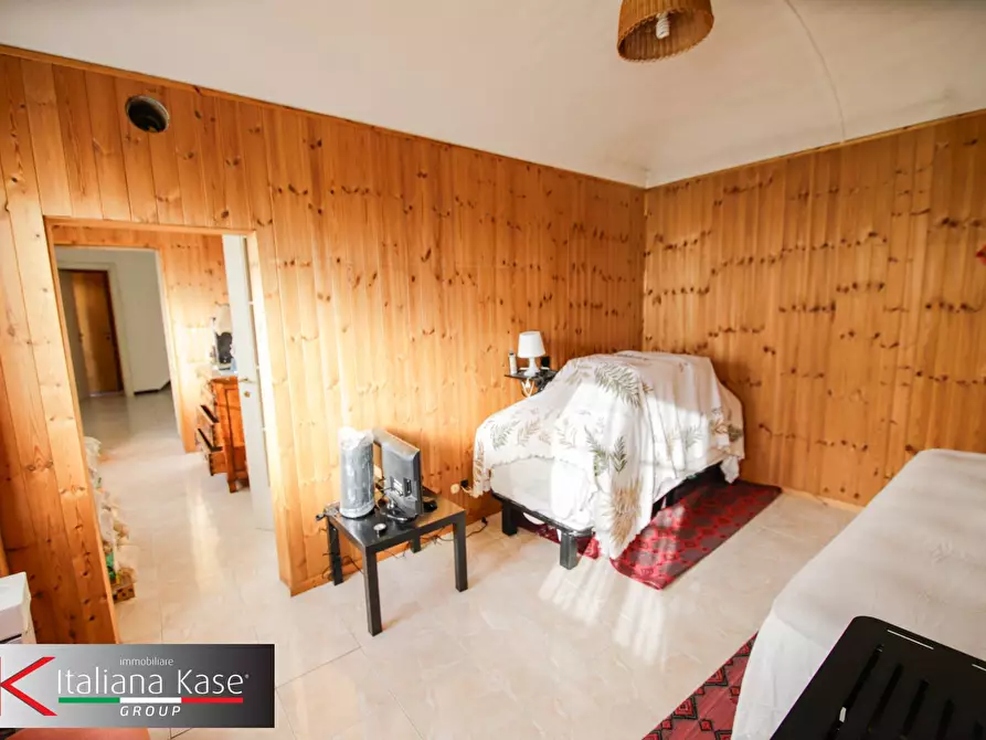 Immagine 32 di Casa semindipendente in vendita  in piazza caduti 6 a Maglione