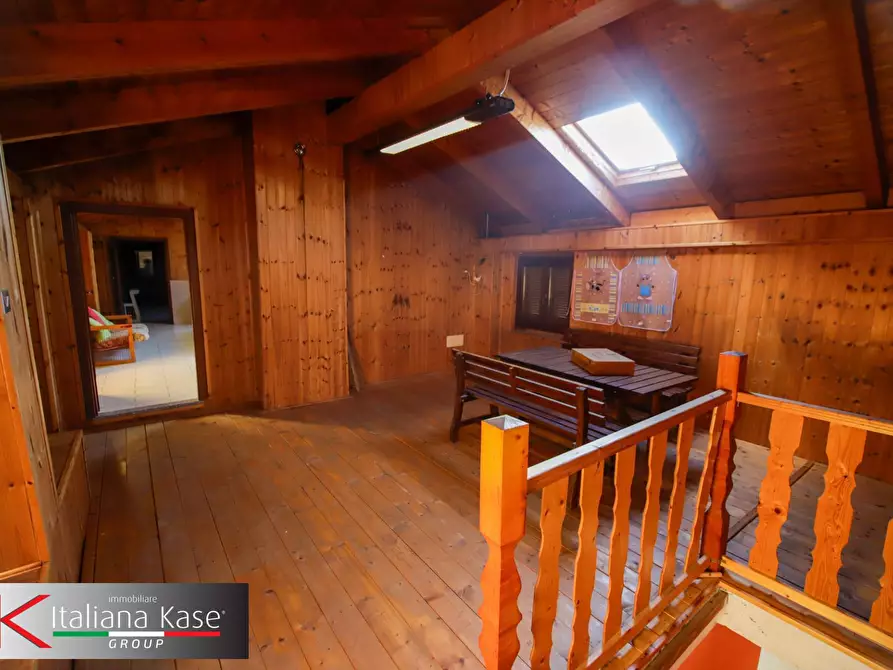 Immagine 44 di Casa semindipendente in vendita  in piazza caduti 6 a Maglione