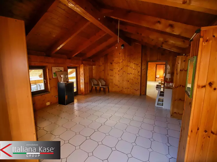 Immagine 53 di Casa semindipendente in vendita  in piazza caduti 6 a Maglione