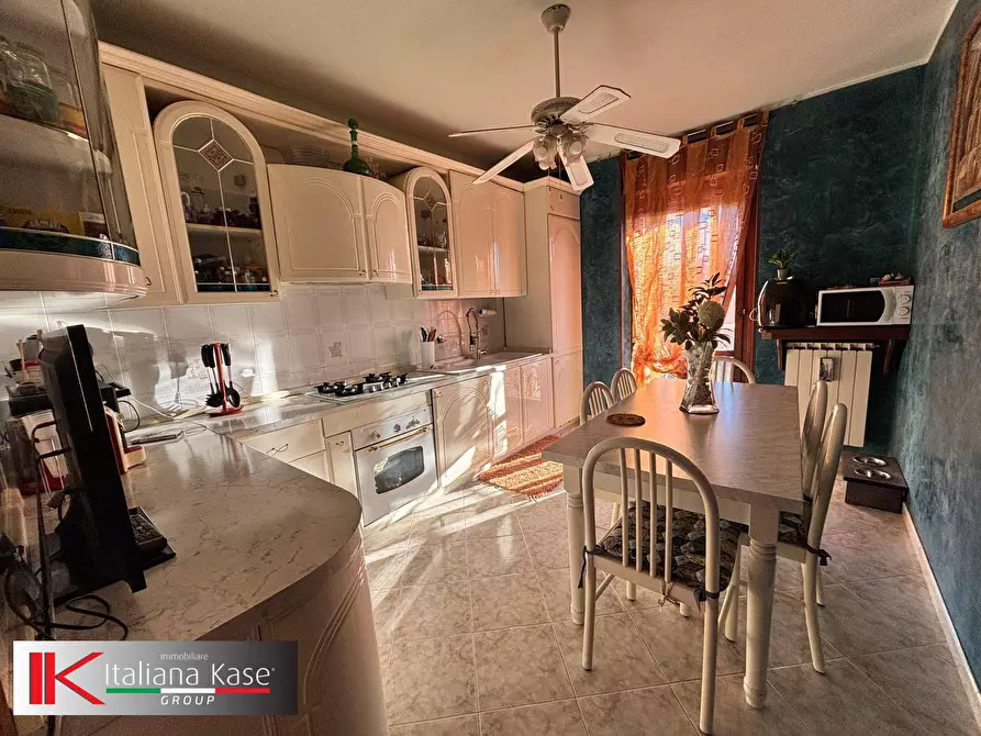 Immagine 8 di Appartamento in vendita  in Via Fenoglio a Settimo Torinese