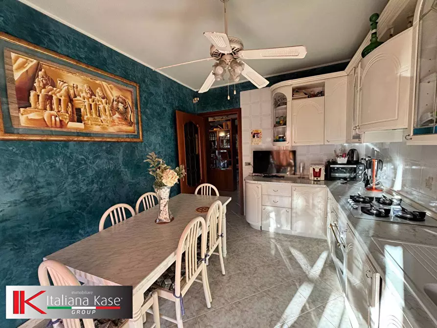 Immagine 9 di Appartamento in vendita  in Via Fenoglio a Settimo Torinese