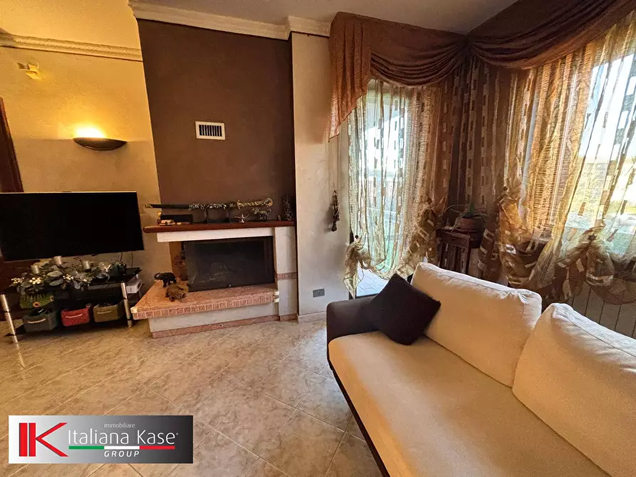 Immagine 4 di Appartamento in vendita  in Via Fenoglio a Settimo Torinese