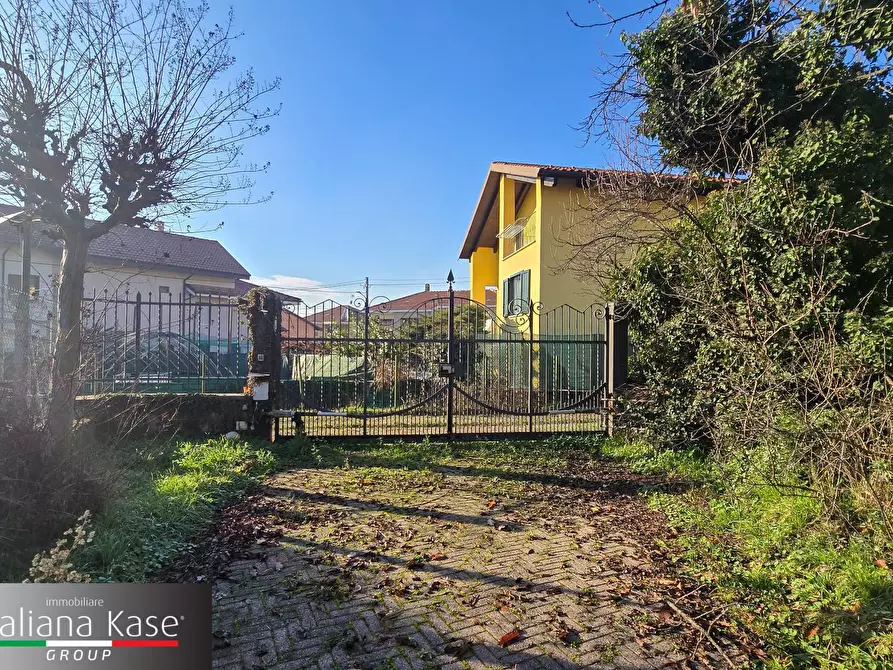 Immagine 6 di Casa semindipendente in vendita  in via vittorio veneto 94b a Caluso