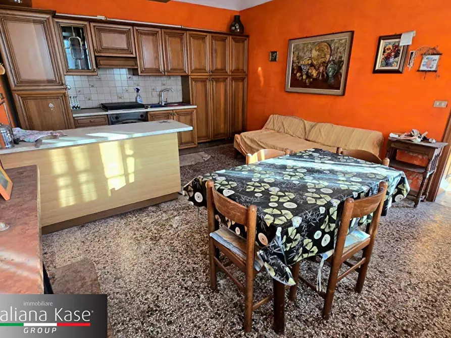 Immagine 9 di Casa semindipendente in vendita  in via vittorio veneto 94b a Caluso