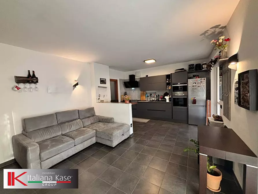 Immagine 2 di Appartamento in vendita  in Via Borsellino a Brandizzo