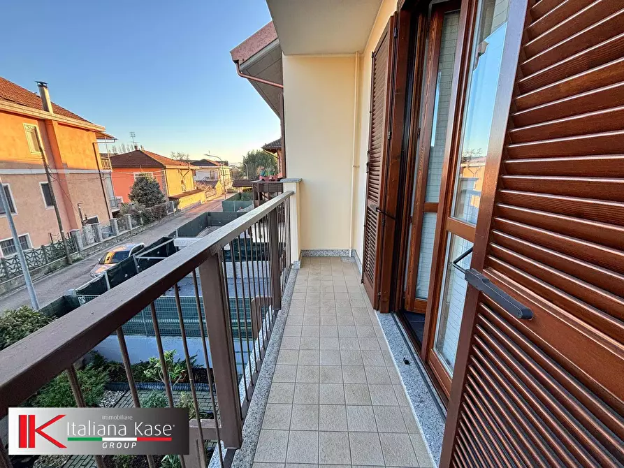 Immagine 10 di Appartamento in vendita  in Via Borsellino a Brandizzo