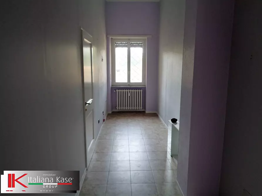 Immagine 10 di Ufficio in vendita  in Via Volpiano a Brandizzo