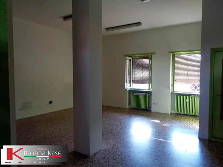 Immagine 4 di Ufficio in vendita  in Via Volpiano a Brandizzo