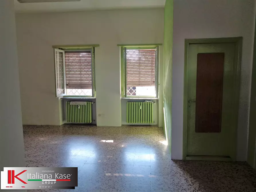 Immagine 12 di Ufficio in vendita  in Via Volpiano a Brandizzo