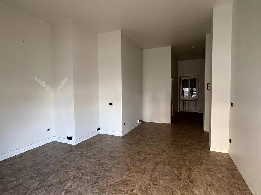 Immagine 14 di Ufficio in vendita  in Via Volpiano a Brandizzo