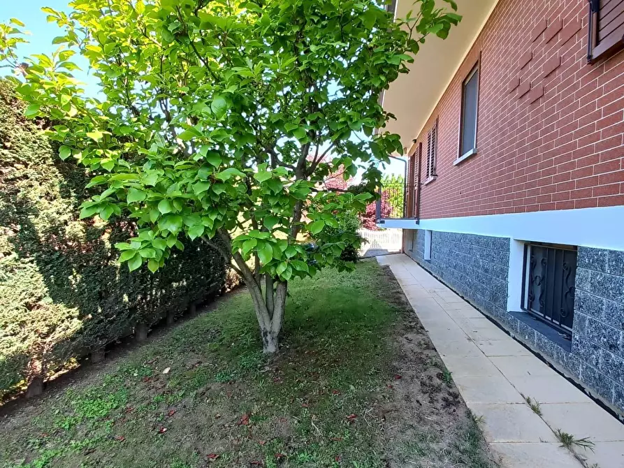 Immagine 10 di Villa in vendita  in vicolo giulio 11 a San Giusto Canavese