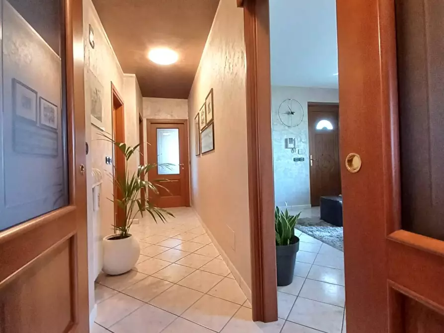 Immagine 20 di Villa in vendita  in vicolo giulio 11 a San Giusto Canavese