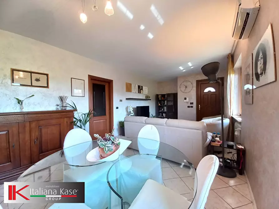 Immagine 17 di Villa in vendita  in vicolo giulio 11 a San Giusto Canavese